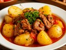 3 приёма, которые изменят вкус тушёной картошки с мясом — теперь готовлю только так