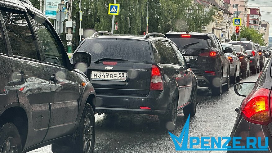 Главная картинка новости: Кузнечанка, вновь севшая за руль в нетрезвом виде, лишилась автомобиля