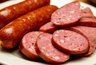 Миниатюра новости: Варёное мясо — в дело: три закуски, которые разлетаются за минуту, а магазинную колбасу после них и пробовать не захочется