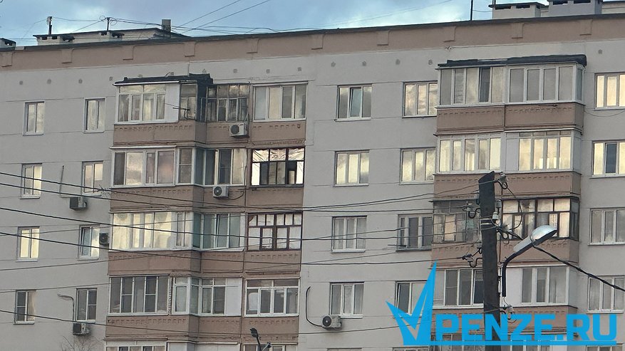 Главная картинка новости: Сотрудники МЧС России напомнили пензенцам об опасности, которую представляют открытие окна