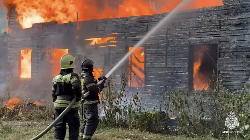 Главная картинка новости: За прошедшие сутки в области случилось три пожара