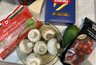 Миниатюра новости: На рынке за эти продукты просят бешеные суммы. А у нас они на столе почти бесплатно, делюсь секретом