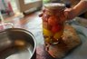 Миниатюра новости: Помидоры с лимонной кислотой на зиму без стерилизации. Вкусный и простой рецепт по-царски на 1 литр