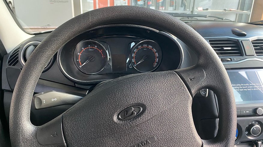 Главная картинка новости: Мой зять купил Lada Vesta, а я Skoda Rapid: Спустя 80 000 км мы поняли, кто из нас совершил большую глупость 6 лет назад
