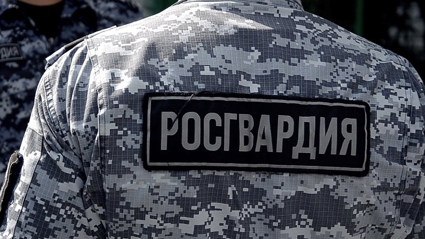 Главная картинка новости: Полуголый пензенец устроил дебош в магазине