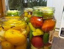 Закрываю сразу 20 банок «Королевской Сладости» на зиму: рассол исчезает первым, а помидоры остаются. Один рецепт — два удовольствия