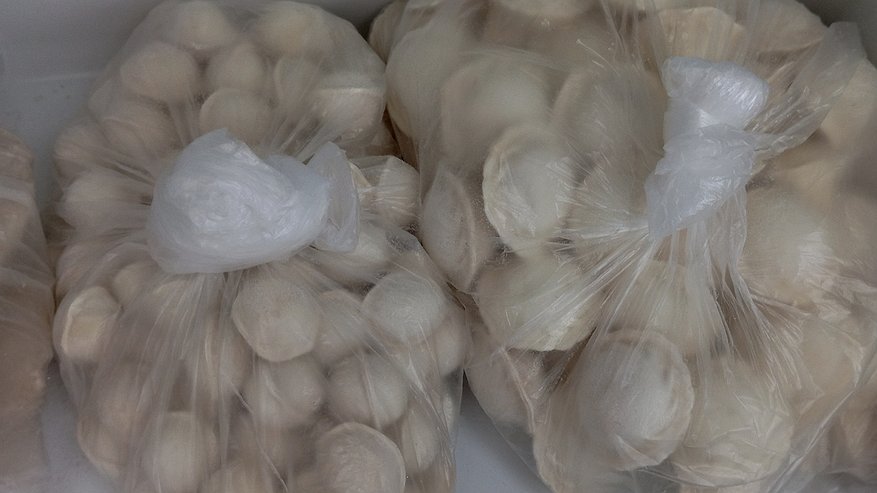 Главная картинка новости: Кидаю всего 2 щепотки в фарш — и пельмени вкуснее, чем у шеф-повара: просто рай для гурманов
