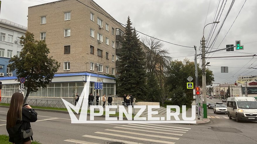 Главная картинка новости: Семейные пары из области, отмечающие золотую свадьбу, могут получить 5 тысяч рублей