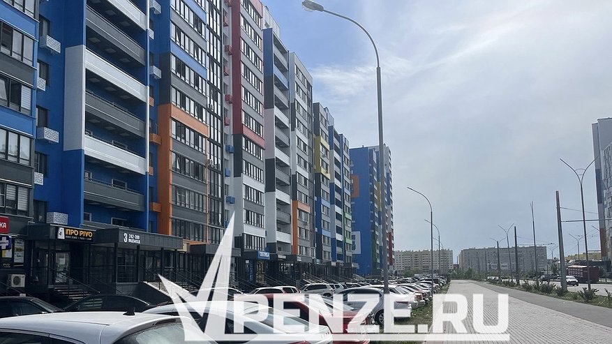 Главная картинка новости: В Засечном из окна дома выпал мужчина