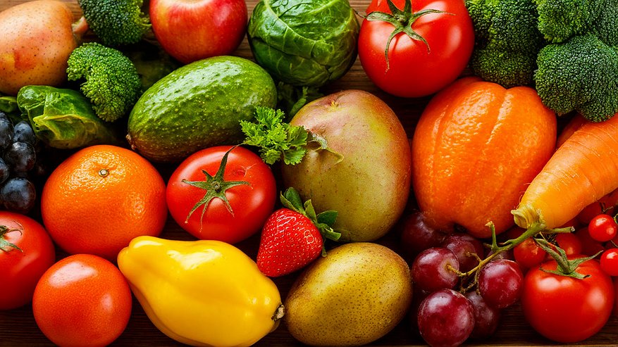Главная картинка новости: «Если хотите жить долго»: доктор Мясников назвал продукты, которые обязательно должны быть в рационе женщин 40+