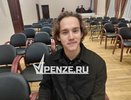 Восходящая звезда в Пензе: Максим Осинцев о первом театральном «ожоге» и о главной роли в «Смотри на меня!»