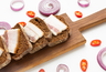 Миниатюра новости: Чтобы соленое сало было мягким, вкусным, сочным и ароматным, а мясо - нежным и не жестким. Поняла: эти три тонкости важнее всех правил