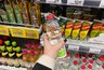 Миниатюра новости: В октябре сразу же покупаю 3 л уксуса — и не мучаюсь, как городские: подсказал старичок из деревни — дома спокойно всю зиму