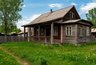 Миниатюра новости: Вот как живут в Уральском поселке, где пустующую квартиру можно получить бесплатно