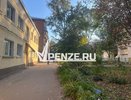 «Декорации для съемок фильмов ужасов»: жильцы пятиэтажки на Жемчужном проезде пожаловались на ужасные подъезды и  на отсутствие детской площадки