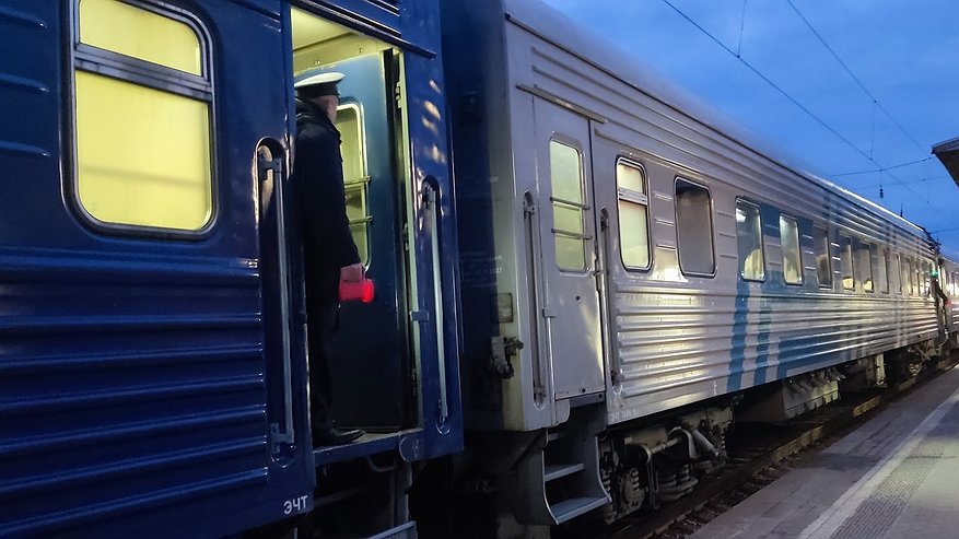 Главная картинка новости: Уже 15 лет работаю проводником поезда. И я больше не могу молчать о том, что вижу в вагонах каждый день