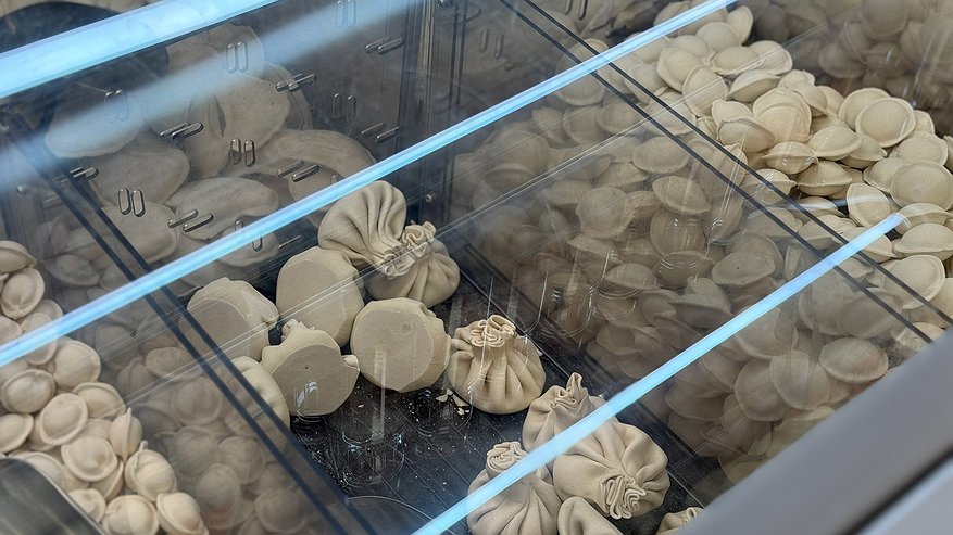 Главная картинка новости: Вареники и пельмени из «Чижика»: решила попробовать из любопытства — теперь рассказываю, что нашла внутри