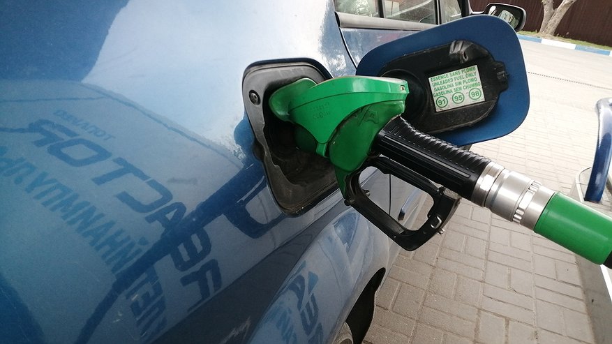 Главная картинка новости: Раньше всегда заливал АИ-92 и из любопытства залил АИ-100: показываю, какой получился расход топлива