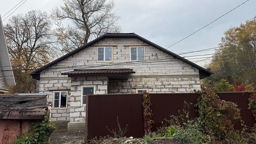 Главная картинка новости: Единственный способ на веки утеплить деревянный фасад загородного дома: другие варианты просто непрактичные