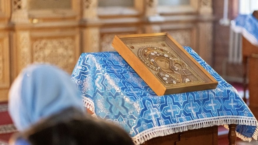 Главная картинка новости: «Спастись можно только в единстве»: как крестный ход в Заречном собрал сотни верующих