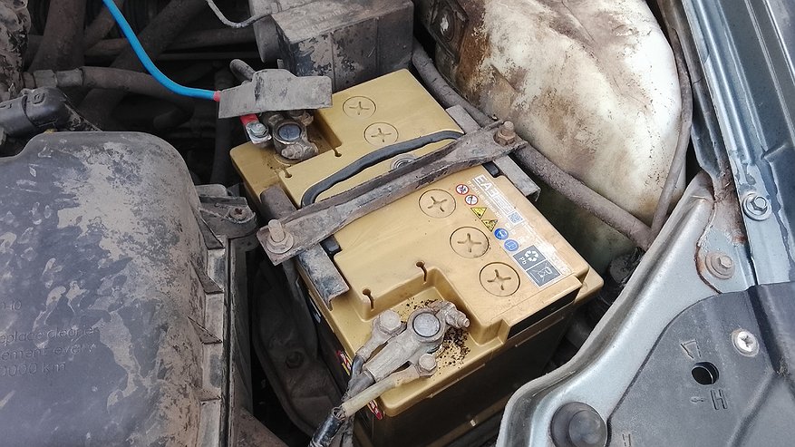 Главная картинка новости: Научен горьким опытом - делюсь с вами: Какую клемму отключать первой: "-" или "+" - запомните раз и навсегда