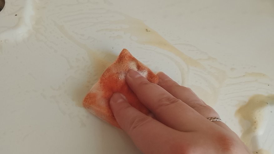 Главная картинка новости: Отмываю плиту и духовку без лишней химии за пару минут: нашла для себя самый простой и действенный способ