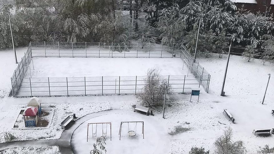 Главная картинка новости: Когда придут мокрый снег и заморозки: новый прогноз синоптиков ошарашил россиян