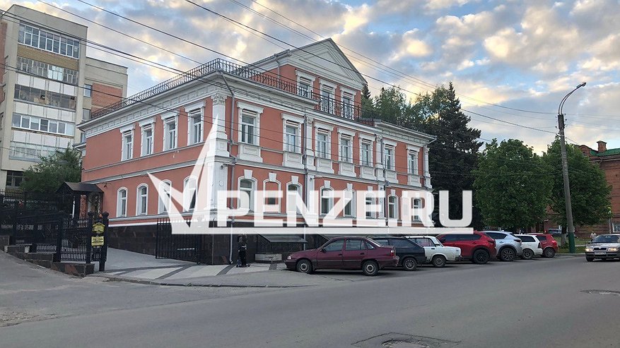 Главная картинка новости: «Хочешь вылечиться, езжай к «чикарлейскому дохтуру!»: Константин Бадигин удалял катаракту, камни и принимал роды у пензячек