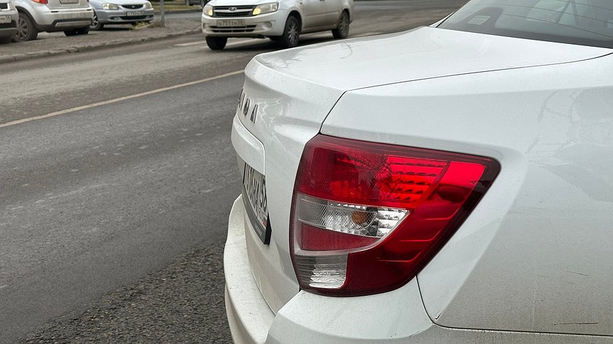 Главная картинка новости: Зять купил Lada Vesta, а я Skoda Rapid*: Спустя 80 000 км мы оба осознали, кто из нас совершил глупость 6 лет назад