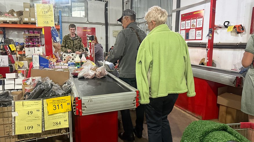 Главная картинка новости: Находки в "Светофоре": что точно стоит и не стоит покупать в этом магазине