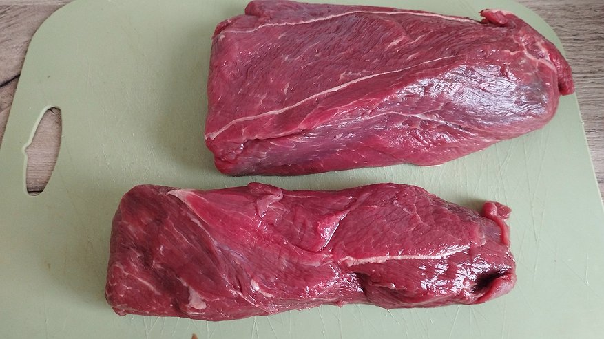 Главная картинка новости: Нужно ли мыть сырое мясо перед готовкой - в вопросе поставлена жирная точка