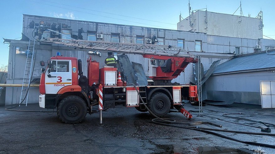 Главная картинка новости: Стали известны подробности пожара на Южной поляне