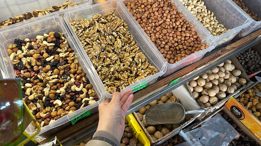 Главная картинка новости: Ученые назвали самый полезный орех — не миндаль, не арахис и в два раза полезнее грецкого