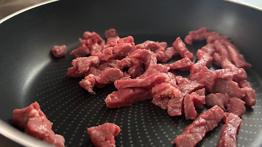 Главная картинка новости: Оно такое мягкое, прямо как масло, так и тает во рту. По-другому мясо готовить даже не хочется - делюсь рецептом