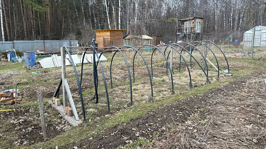 Главная картинка новости: Почему 90% людей, переехавших в деревню ради «своего хозяйства», через 2 года всё продают и уезжают