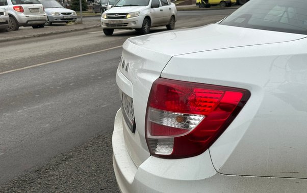 На российских дорогах появилась новая зигзагообразная разметка: рассказываю, для чего нужна