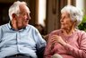 Миниатюра новости: С кем должны жить пожилые люди, а с кем - категорически нельзя, особенно после 65 лет