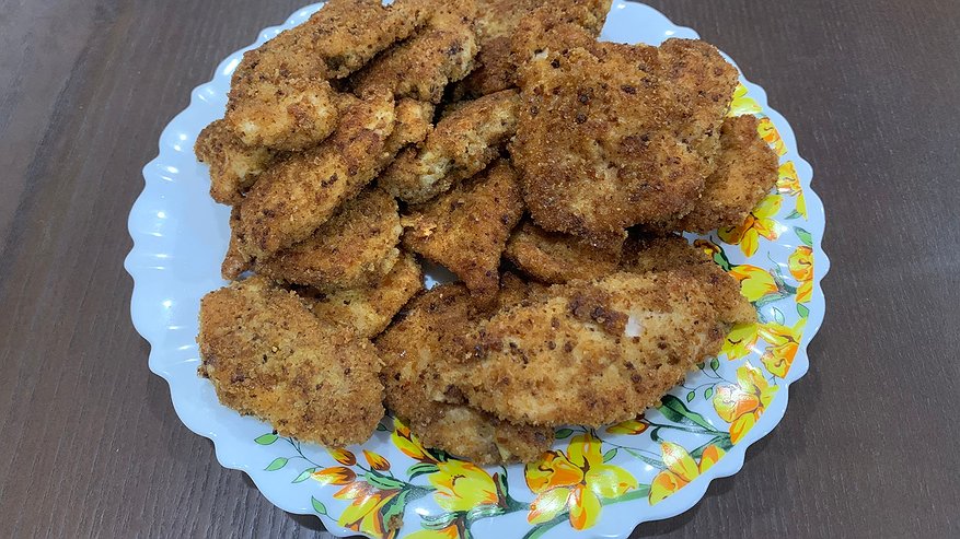 Главная картинка новости: Этот рецепт курицы по-венгерски стал моим фаворитом — мясо нежное, с ароматной корочкой, просто объедение