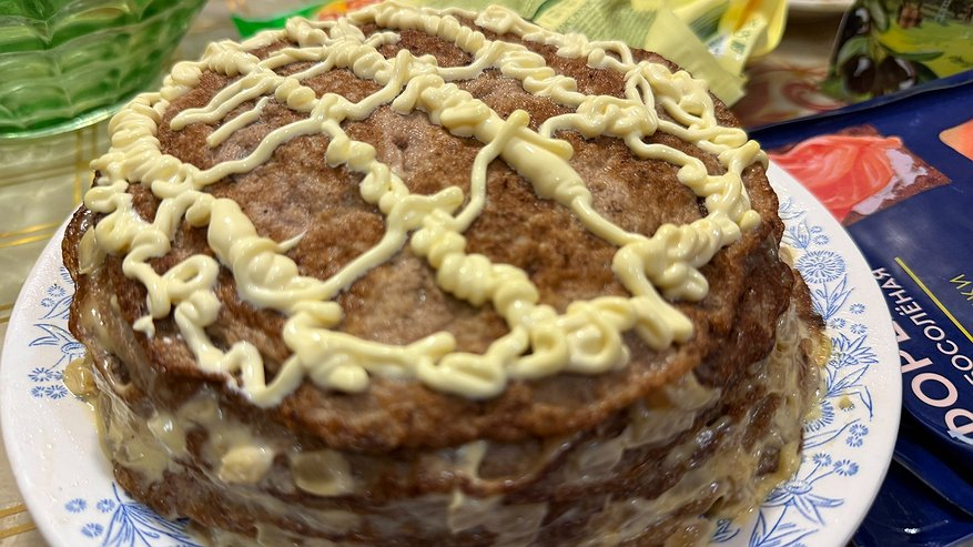 Главная картинка новости: Салат «Каприз». Готовлю на праздники с запасом, расходится на ура, гости оценят и будут просить рецепт