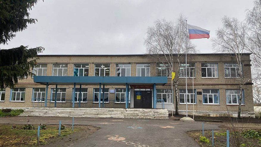 Главная картинка новости: Сельскую школу в Башмаковском районе ждет капремонт