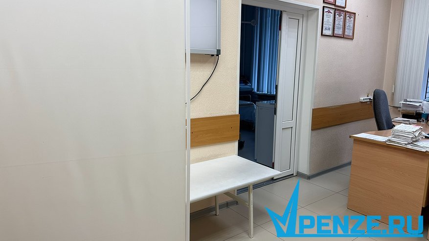 Главная картинка новости: После масштабного ремонта открылся главный корпус Башмаковской РБ